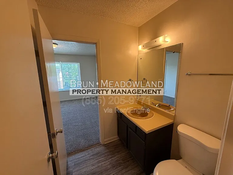 10417 Victoria Dr #C — Photo 18