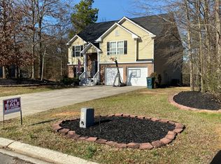 101 Farmington Dr SE, Calhoun, GA 30701