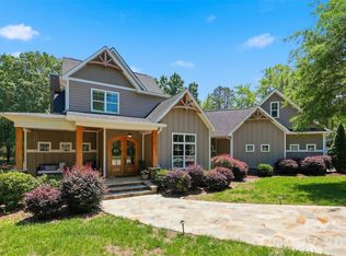 1595 Mary Ellen Dr, Fort Mill, SC 29708