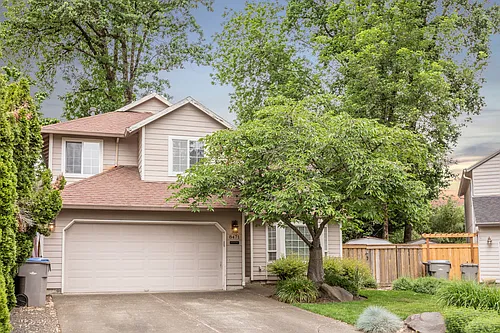 8471 SW Bonaventure Ln Photo 1