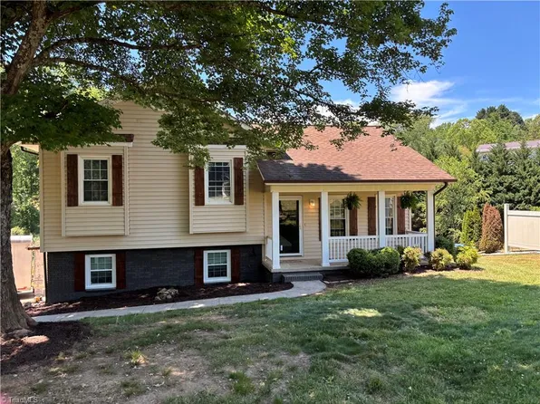 236 Mille Run St, North Wilkesboro, NC 28659