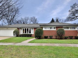 236 W Adams St, Elmhurst, IL 60126