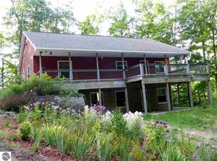 19078 Lindy Rd, Thompsonville, MI 49683