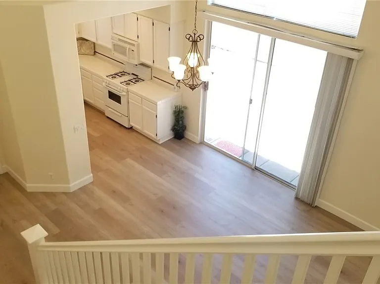 13440 N Bowers Ct — Photo 17