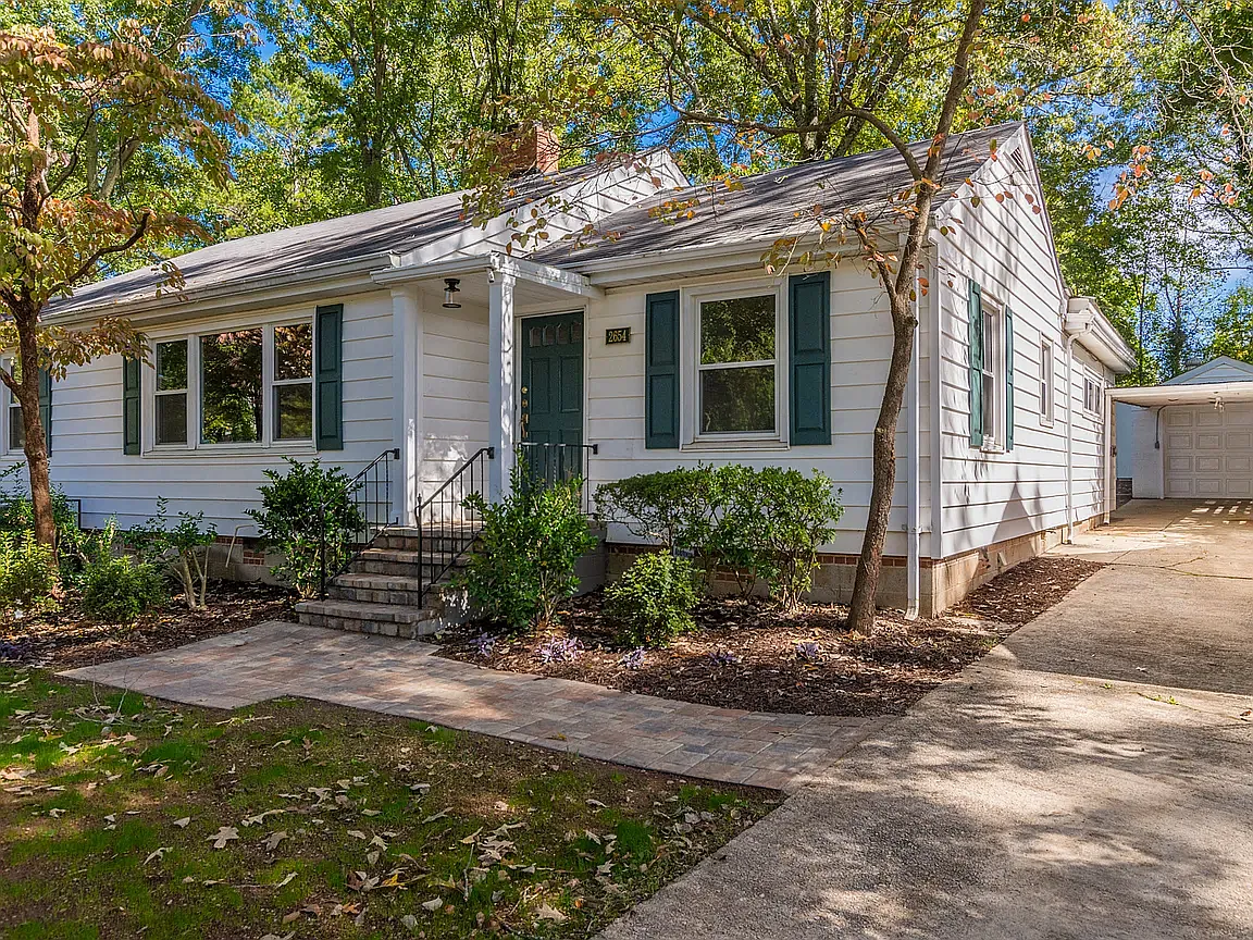2654 Elsinore St photo 1