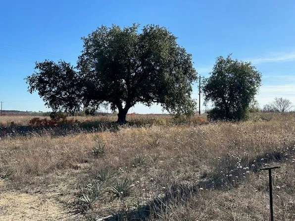 129 Ava Grace Ln, Dublin, TX 76446