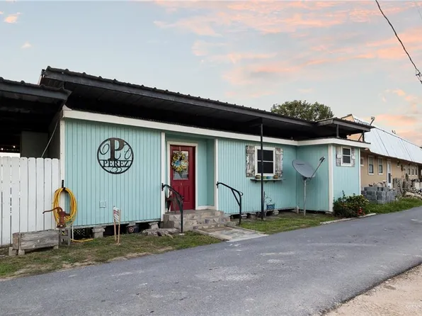 8526 Lago Vista Dr, Monte Alto, TX 78538