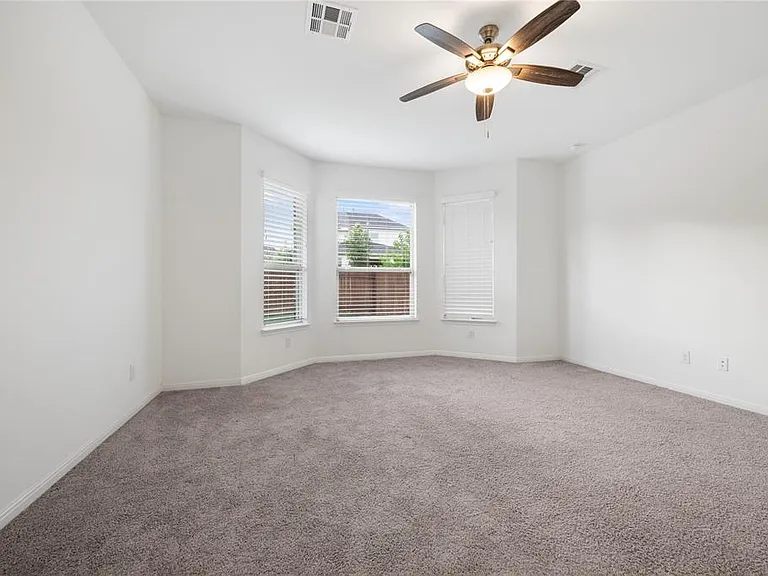 5146 Veranda Ter — Photo 39