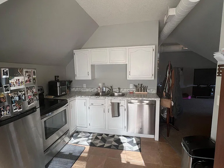 1835 Hewitt Ave #3 — Photo 13