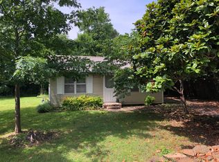 1230 W Hendrix St, Fayetteville, AR 72703