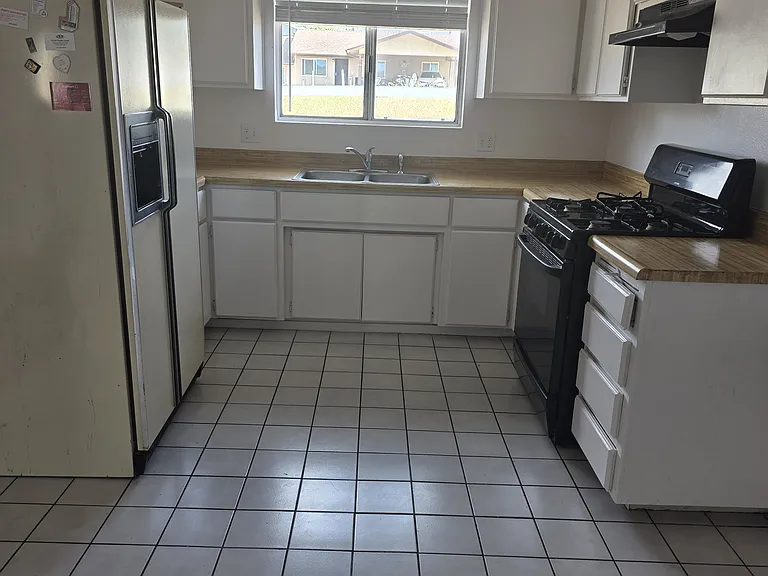 21140 Santa Maria Dr #B — Photo 4