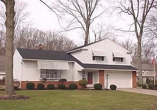 1st image of 264 Crestwood Dr