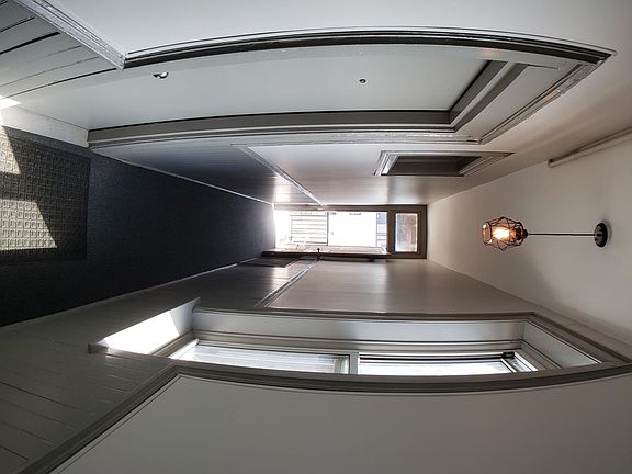 5th image of 1147 W Grand Ave #4R