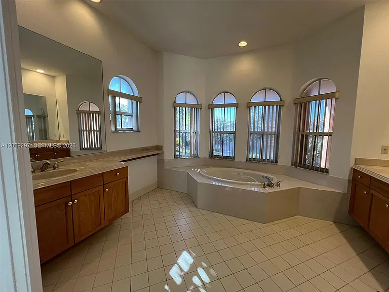 4957 SW 167th Ave — Photo 10
