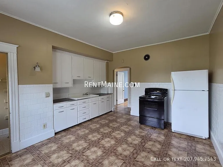 5 Central Ave — Photo 10