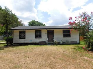 318 Canning Plant Rd #A, Seffner, FL 33584