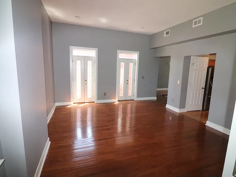 850 Lincoln Ave #2 — Photo 17