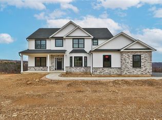 510 Persimmon Rd, Walnutport, PA 18088