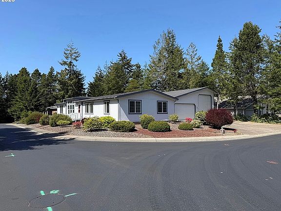 2nd image of 613 Glenbrook Cir