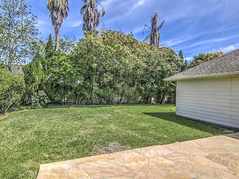 5231 Summerside Dr — Photo 25