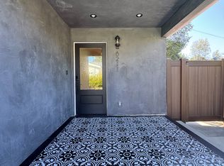6211 Sylvia Ave, Reseda, CA 91335