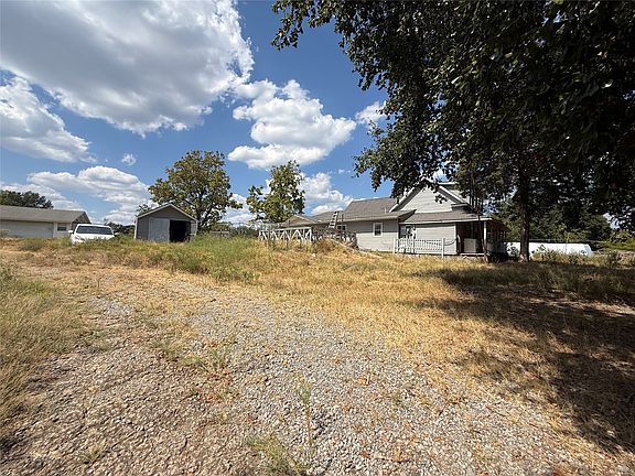 4th image of 309 M L Collins Rd