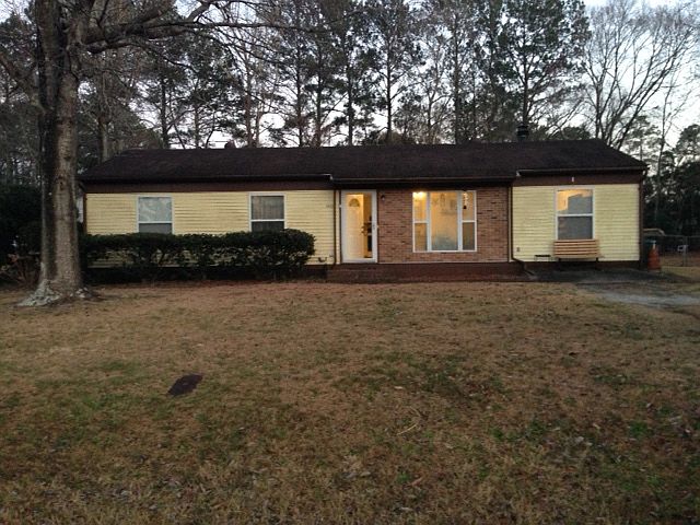 1st image of 2412 S Lakeview Dr