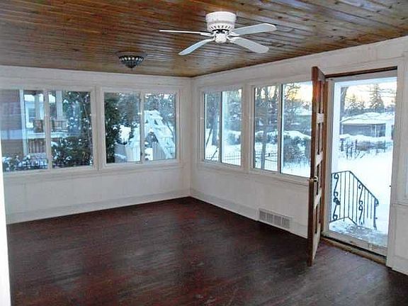 4th image of 932 Park Ave