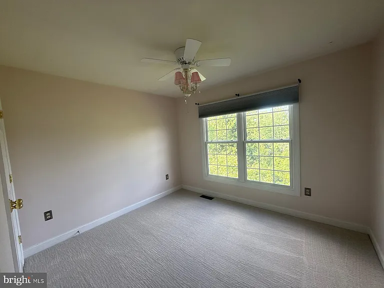 714 Marcus Cir — Photo 43