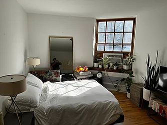 Rented by Living New York