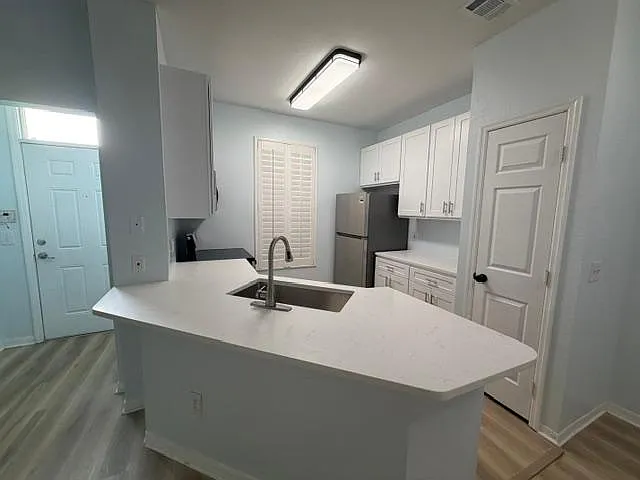 13703 Richmond Park Dr N #1804 — Photo 5