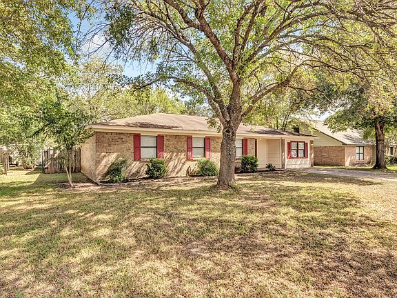 5th image of 4404 Kingsdale Dr
