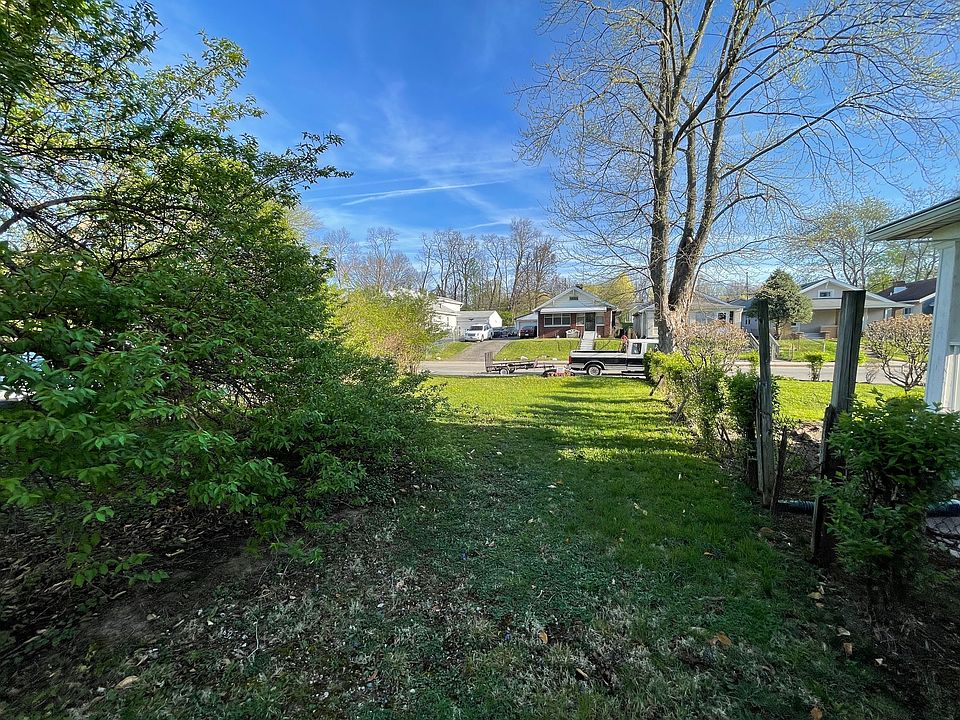 2nd image of 1251 W 35th St