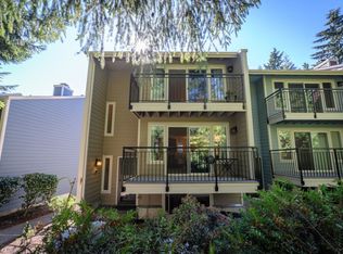 768 N 161st Pl #32, Shoreline, WA 98133