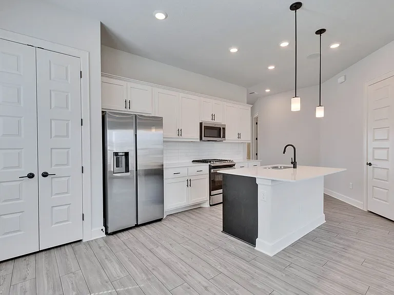 11609 Dillon Falls Dr — Photo 3