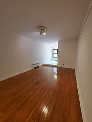 Rented by Addison Property Group