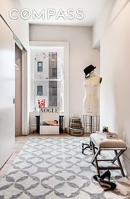 Rented by Compass | media 12