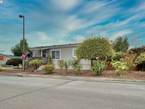 610 Egret Ln, Longview, WA 98632