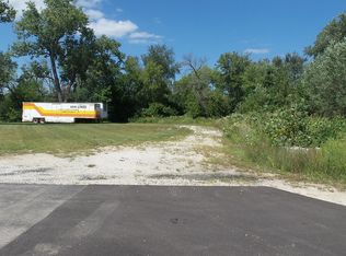 453 Main St, Antioch, IL 60002