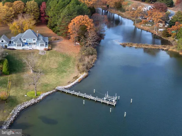 9191 Deepwater Point Rd, Saint Michaels, MD 21663