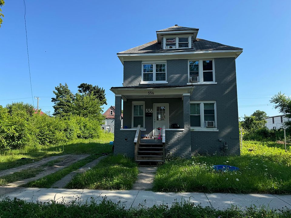 1st image of 556 Leicester Ct