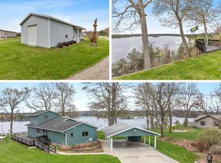 5330 E Woodside Dr, Newaygo, MI 49337
