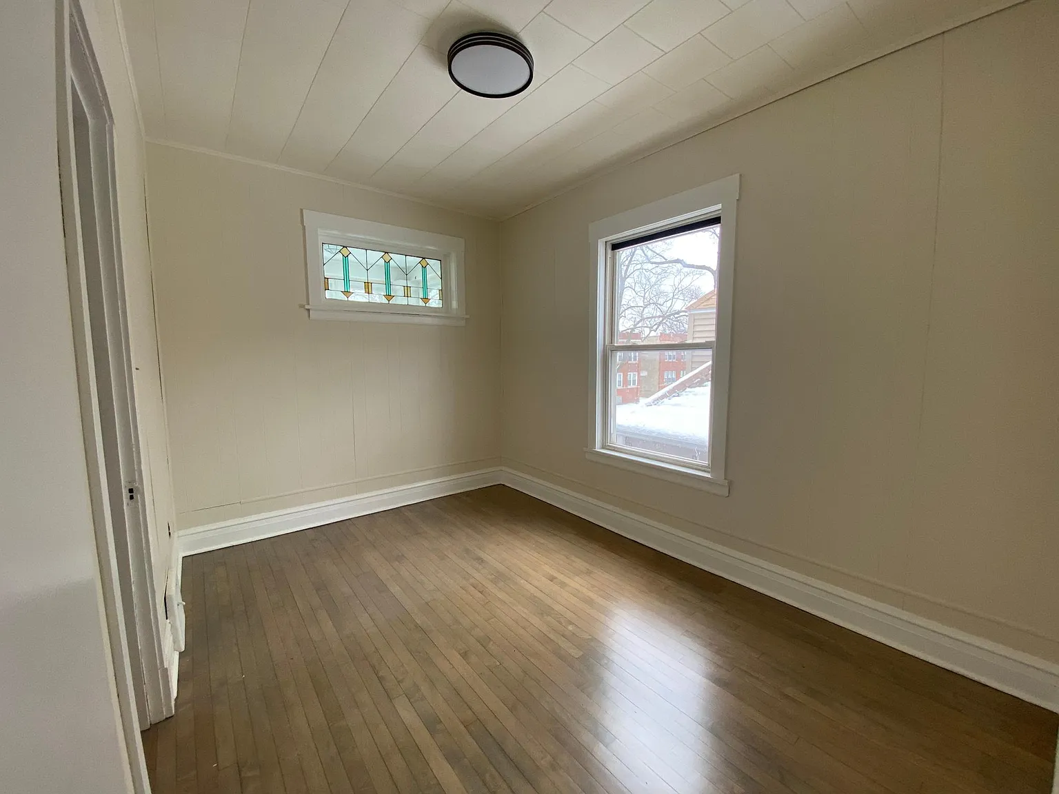 2 bed, 1200 sqft, $1,800 — Photo 2