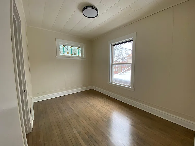 4511 N Springfield Ave #2 — Photo 2