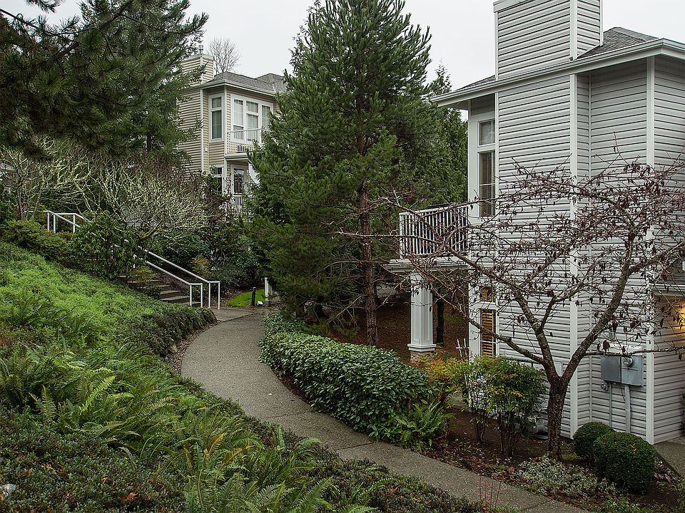 1st image of 23722 SE Summerhill Ln