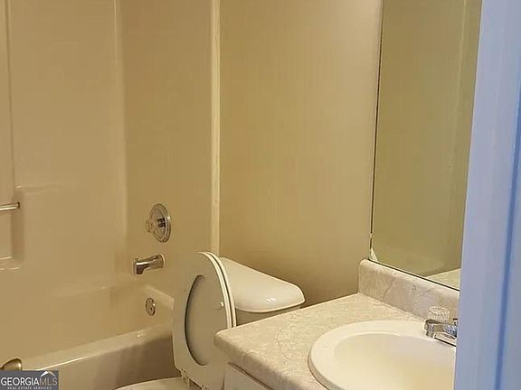 3rd image of 7089 Biltmore Trce
