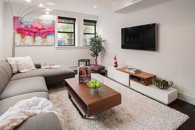 1st image of 343-349 E 50th St APT 1B