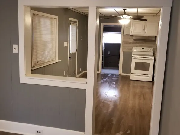 56 Moravian St, Lebanon, PA 17042