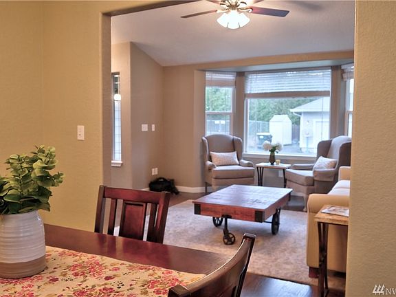 5th image of 3112 Sword Fern Dr NW