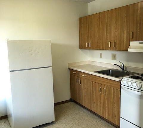 2nd image of 535 NE Maiden Ln APT 106